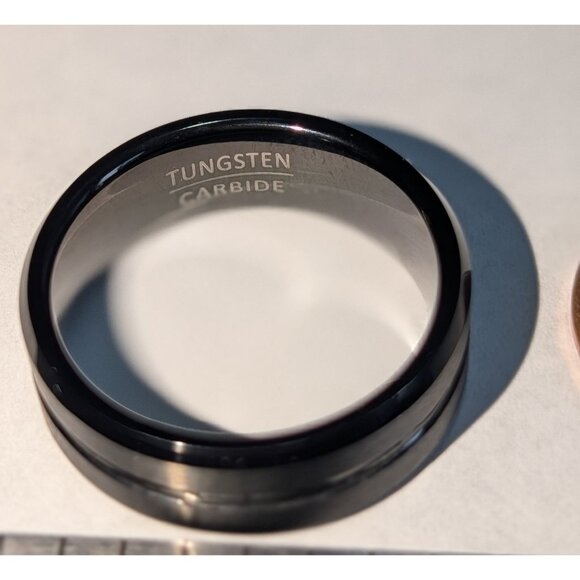 Blk Tungsten Carbide Ring Sz 9.5 Scratch Resistant Polished Edges Brushed Finish - Picture 4 of 13